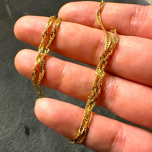 14k Solid Yellow Gold Twisted Curb Chain 18 inches long!